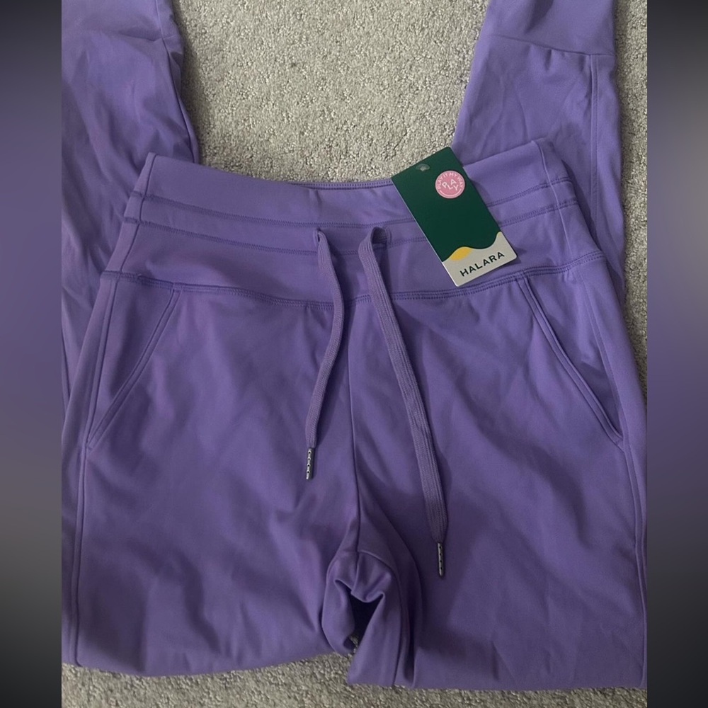 Halara Joggers